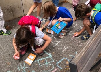 1: Die Kinder finden zu jedem Buchstaben des Alphabets ein Wort mit Bezug zu einem Ökosystem in der Stadt.